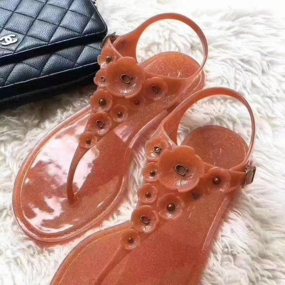 NEW Women’s COACH Tea Rose Jelly Sandals - Picture 2 of 3